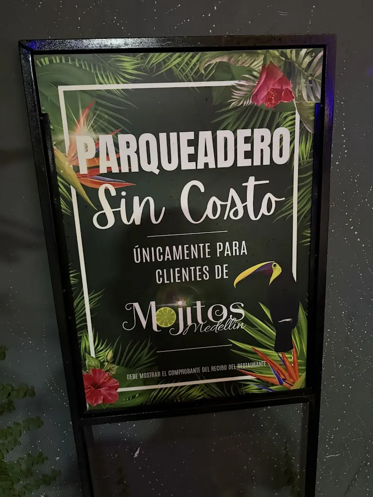 Luis Zelaya_MOJITOS RESTAURANT BAR_Medellín_recensione
