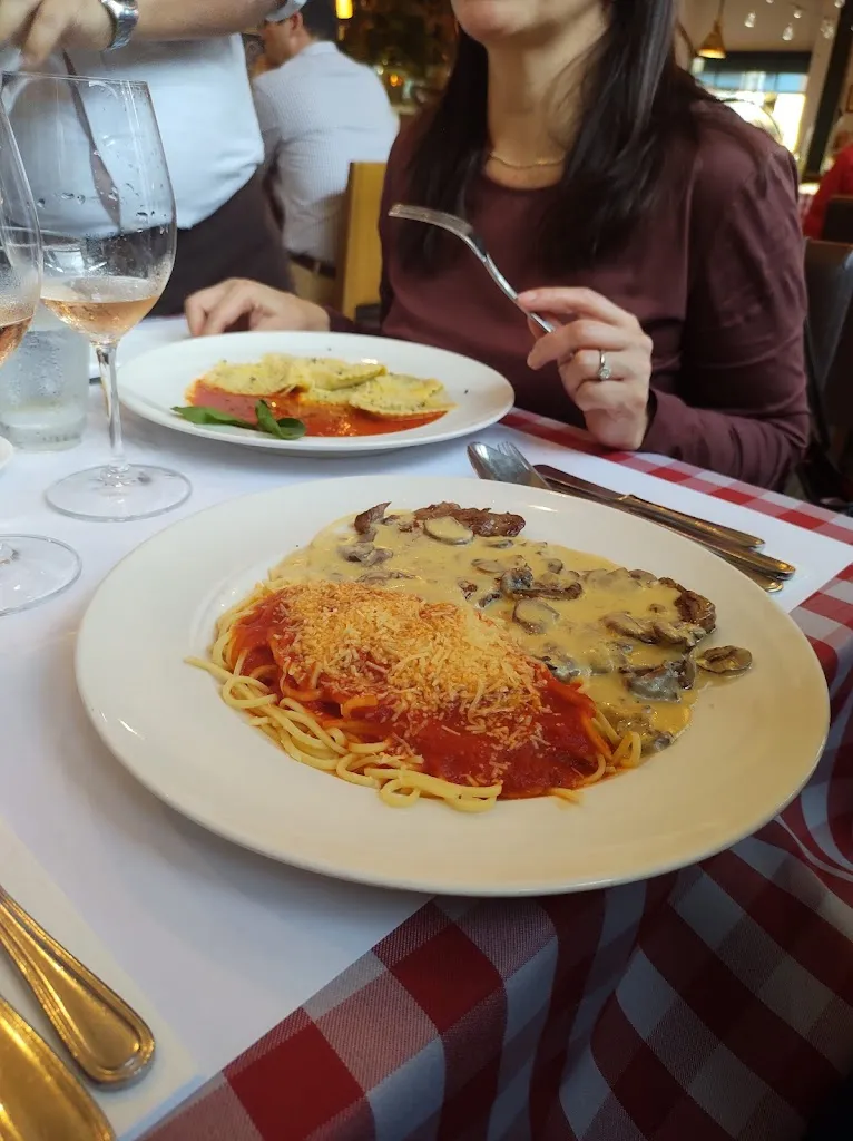 Menu_il Castello_Medellín_image_8