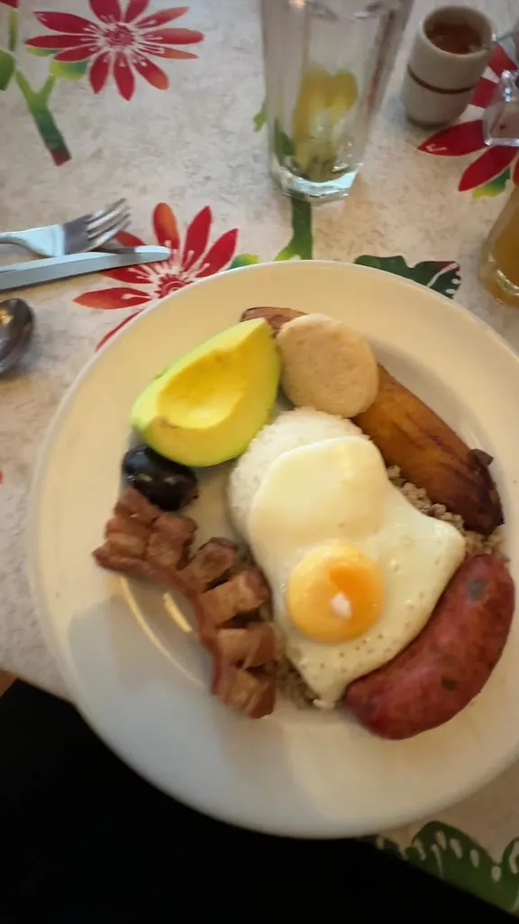 Restaurante Hatoviejo Centro_Medellín_slider_image_2