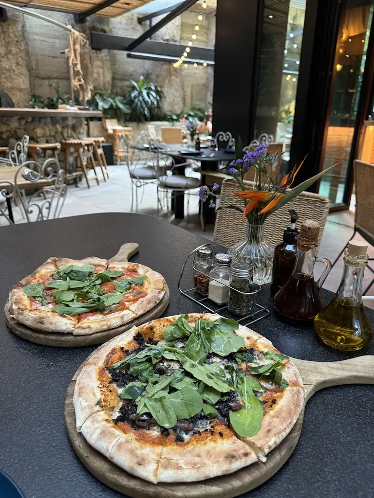 Menu_Cala Roca_Medellín_image_1