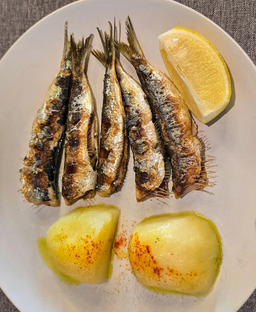 Charo Perez Torrego_Cervecería Restaurante Cabo Fisterra_Fisterra_recensione