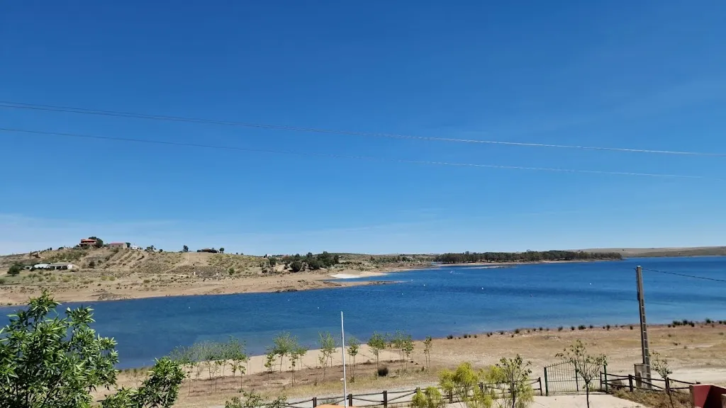 Chiringuito Los Tercios_Orellana de la Sierra_slider_image_3