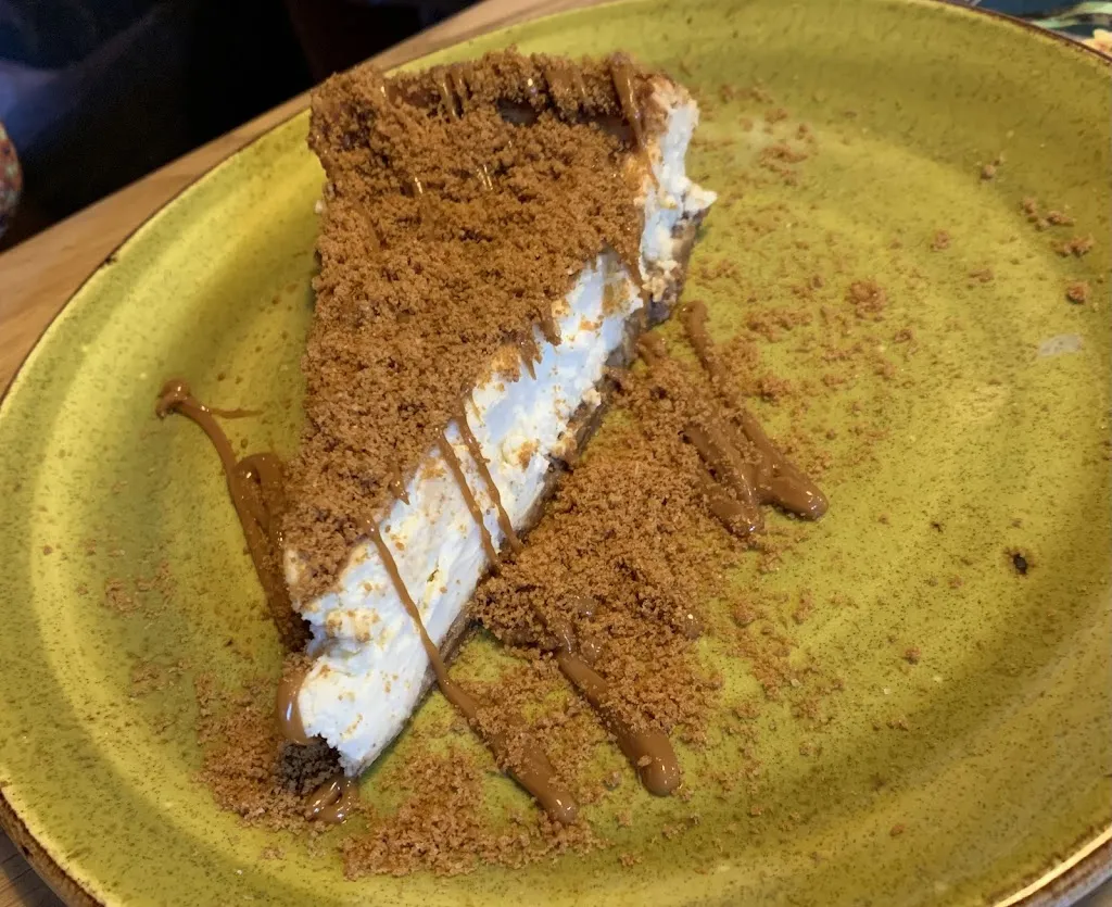 elena bravo_Restaurante Amazonia_Orellana de la Sierra_review