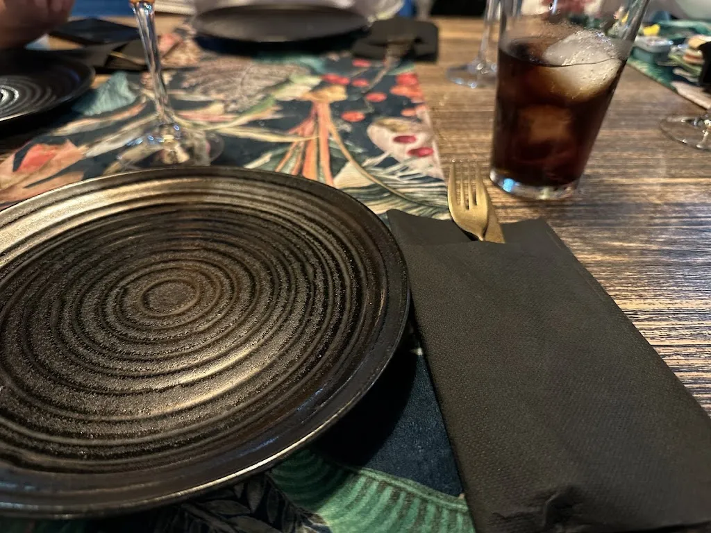 AlejMa D._Restaurante Amazonia_Orellana de la Sierra_review