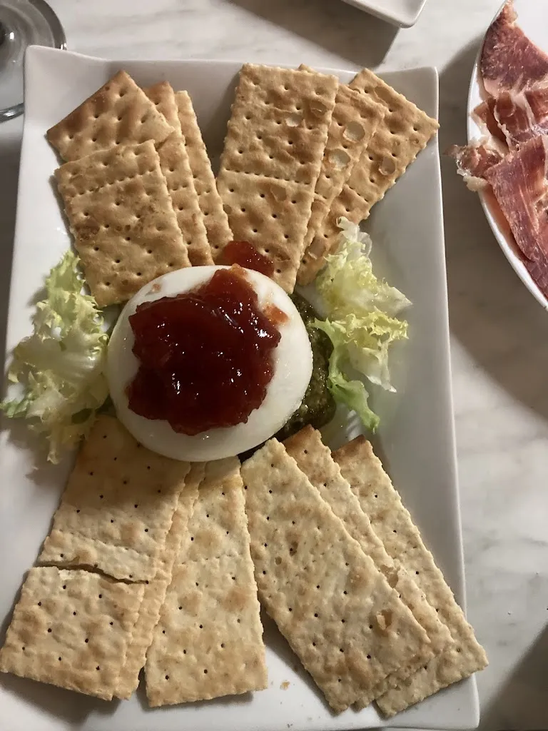 Bar Los Cheris_Orellana de la Sierra_slider_image_2