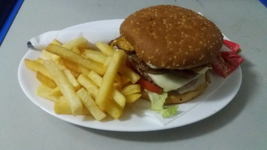 Bar Mortero ristorante a Orellana de la Sierra