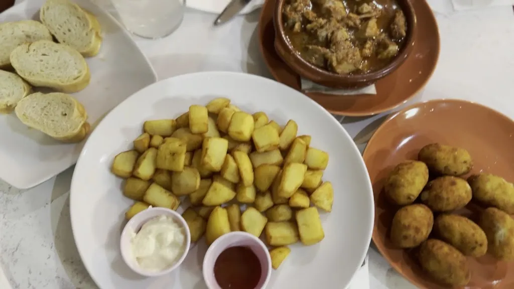 Bar El Tardeo_Orellana la Vieja_slider_image_2