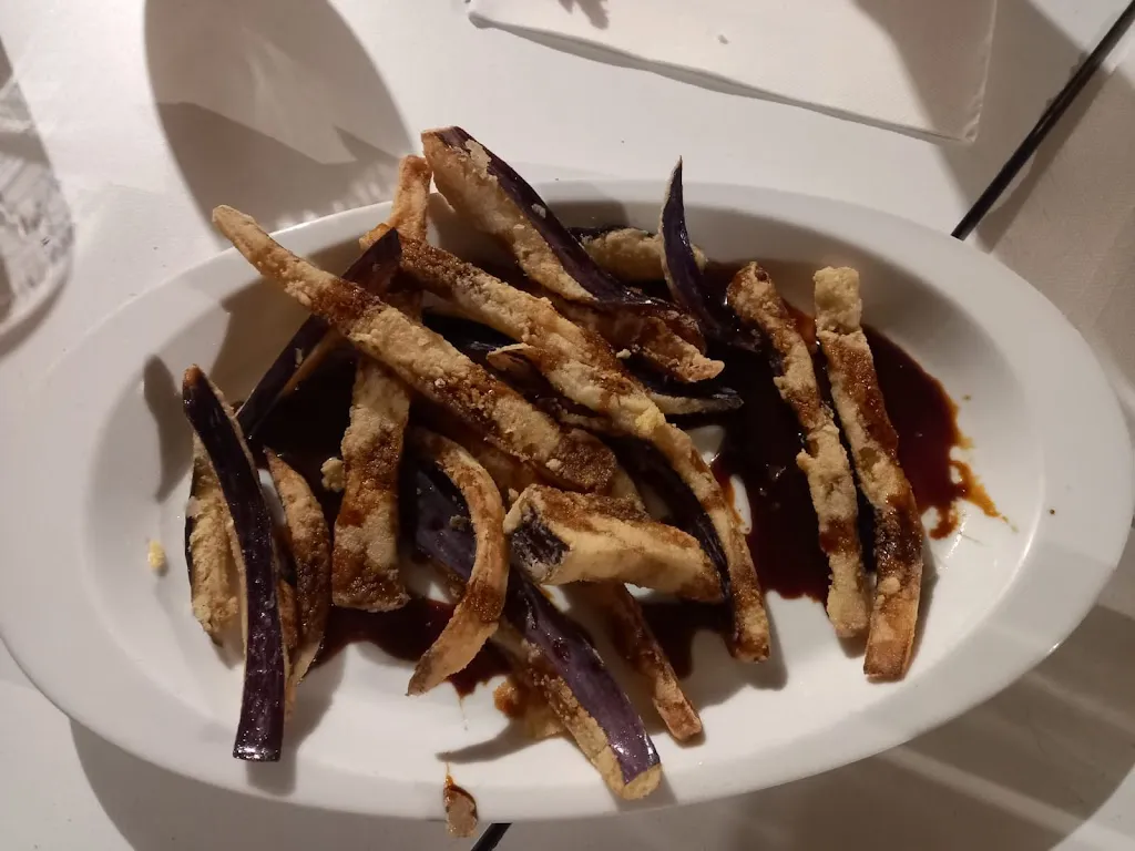 Restaurante bar la piscina restaurant in Peñalsordo