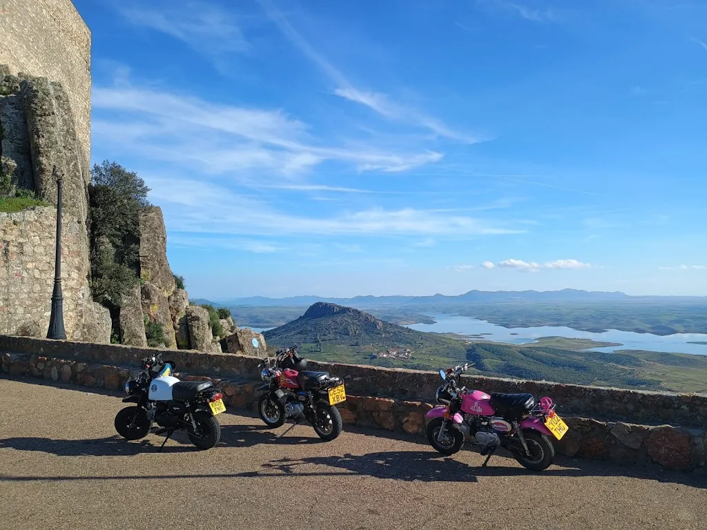 Tracy ANDERSON_Castle Puebla de Alcocer_Puebla de Alcocer_review