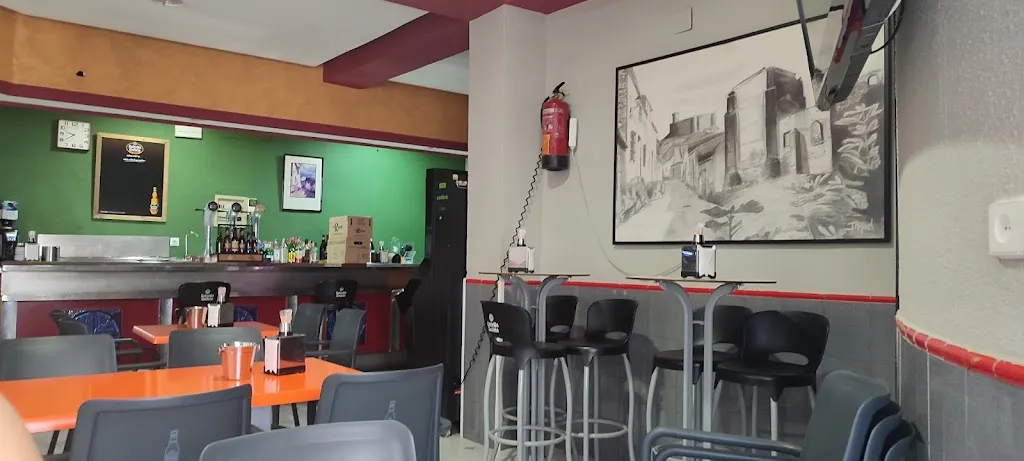 Conchi H_bar codines_Puebla de Alcocer_review