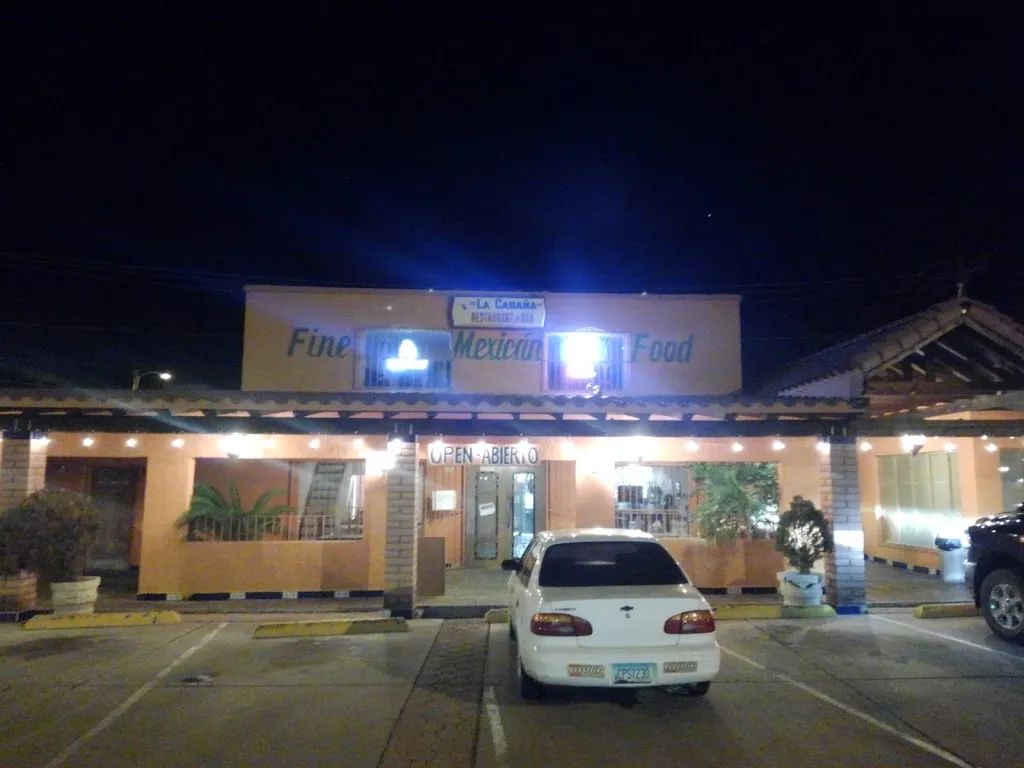 Andy Bowman_La Cabaña Restaurant_Nogales_review