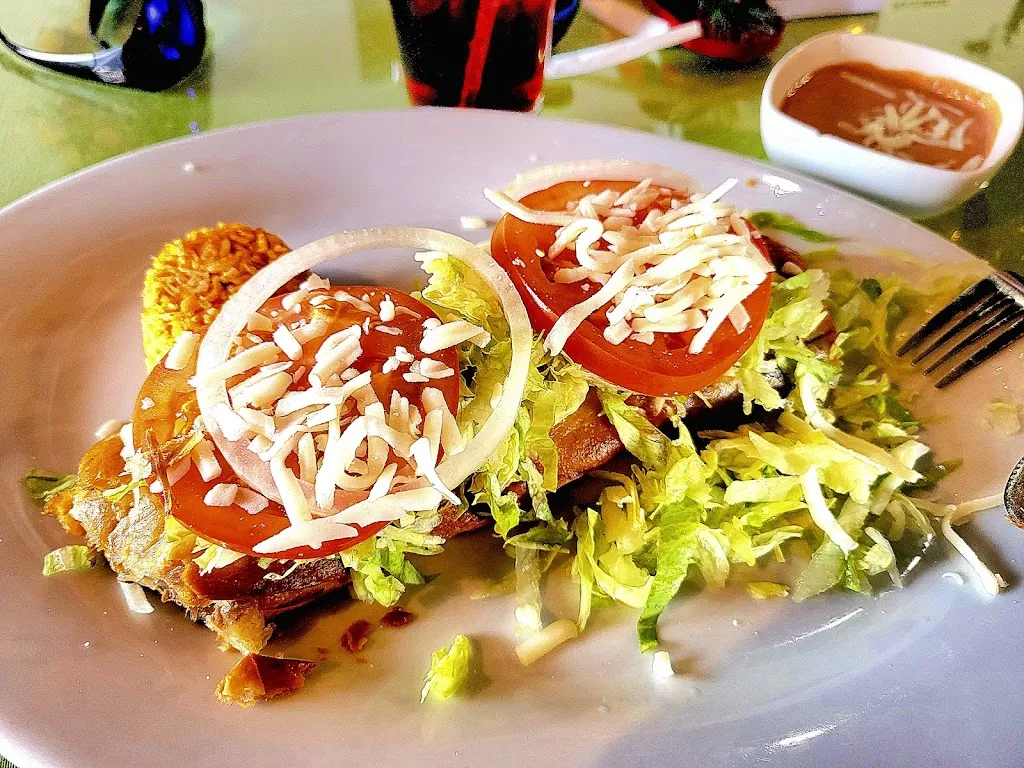 Eric Garcia_Mike and BB's_Nogales_review