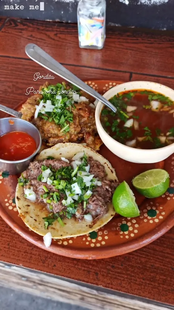 Las Mulas Restaurante_Nogales_slider_image_2