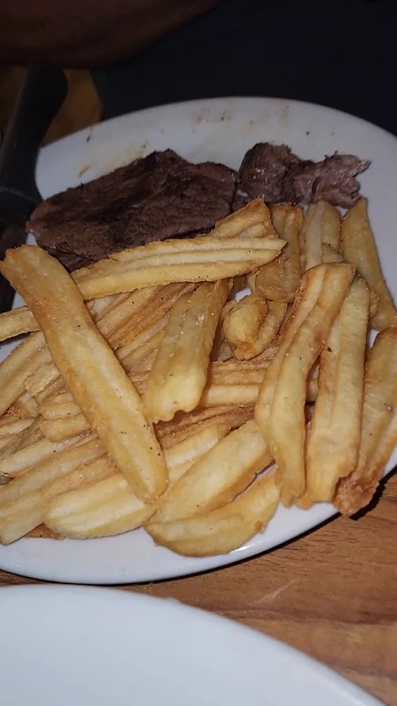 The Burger Den_Nogales_slider_image_2