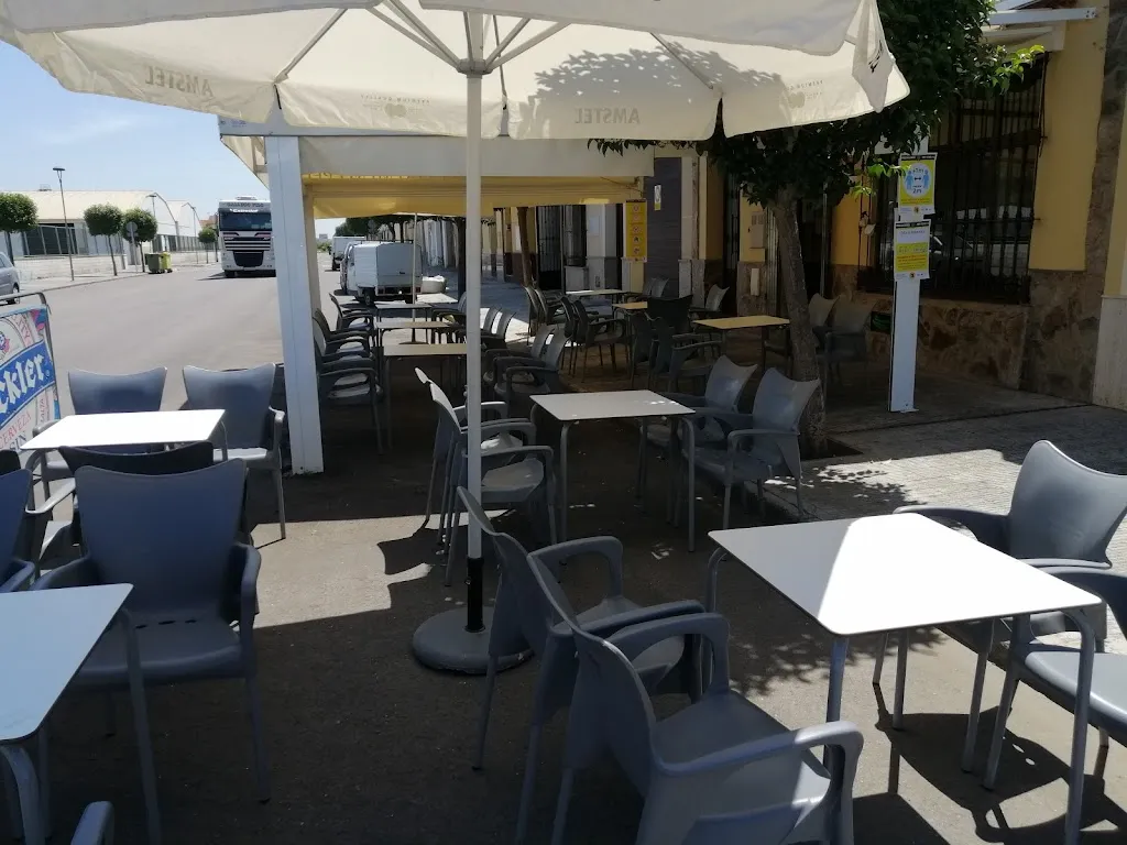 Mesón Extremeño de nino restaurant in Puebla de la Calzada