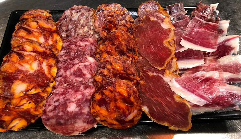 Mesón Extremeño de nino_Puebla de la Calzada_slider_image_3