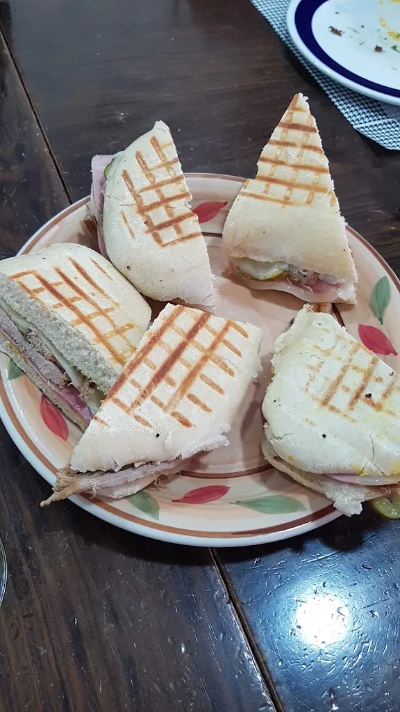 I&J Café Bar_Puebla de la Calzada_slider_image_3