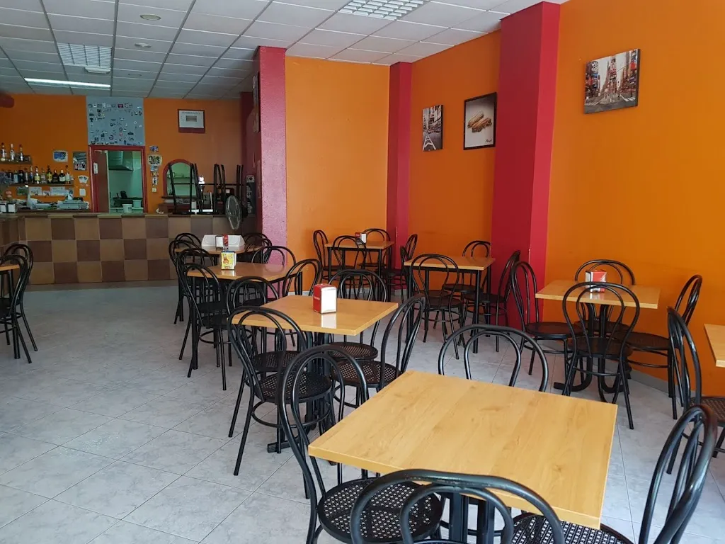 Cafeteria Bocafe restaurant in Puebla de la Calzada