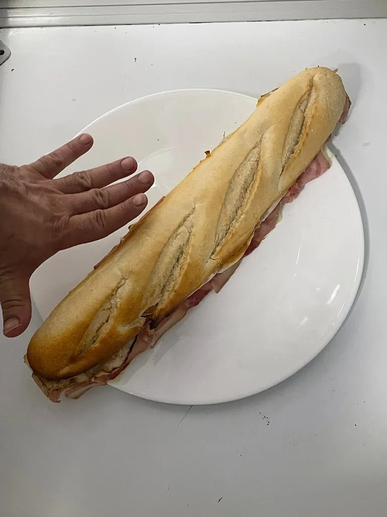 Menu_Bar casa “Los Pinchos”_Puebla de Obando_image_7