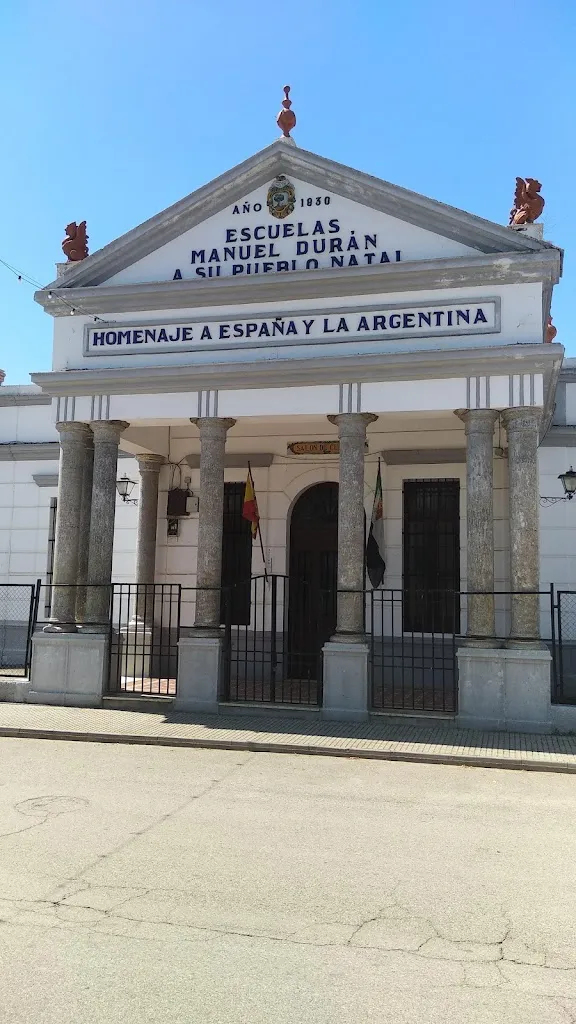 Bar La Pista restaurant in Puebla del Maestre