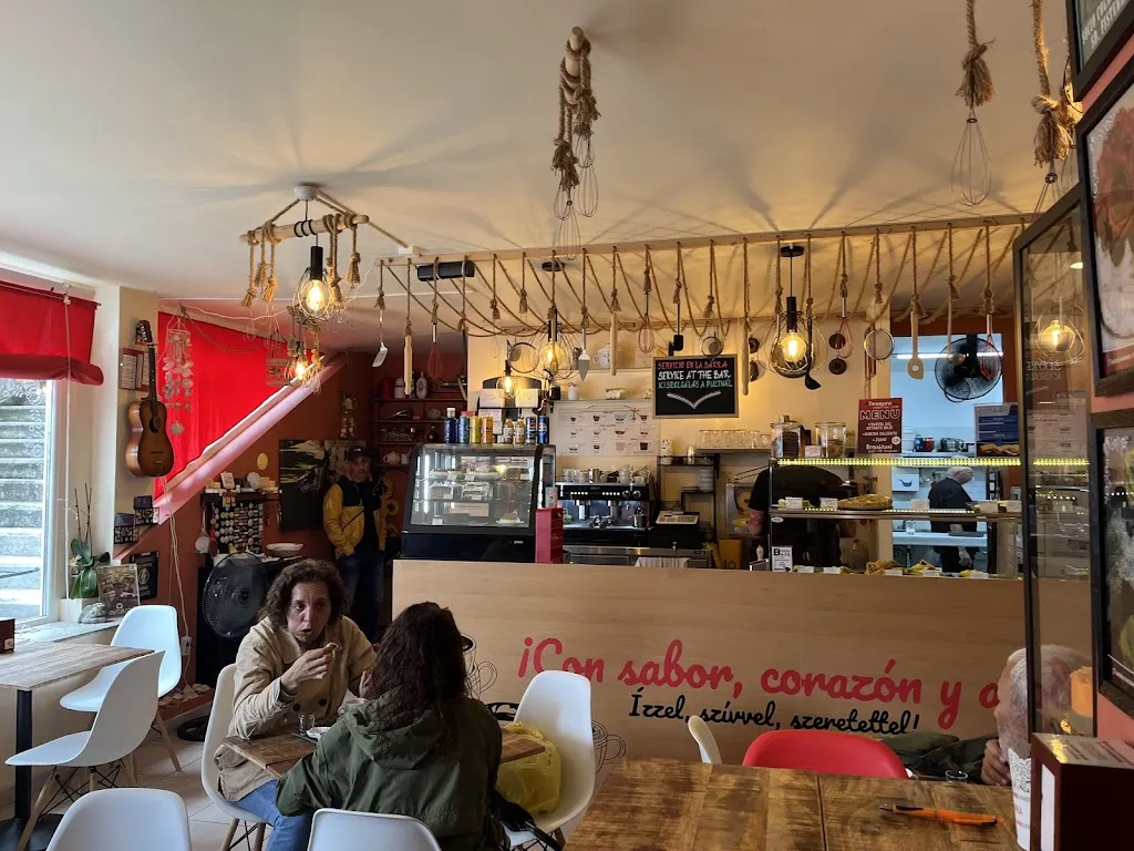 Molnár Balázs_Batidor Pasteleria_Fisterra_review