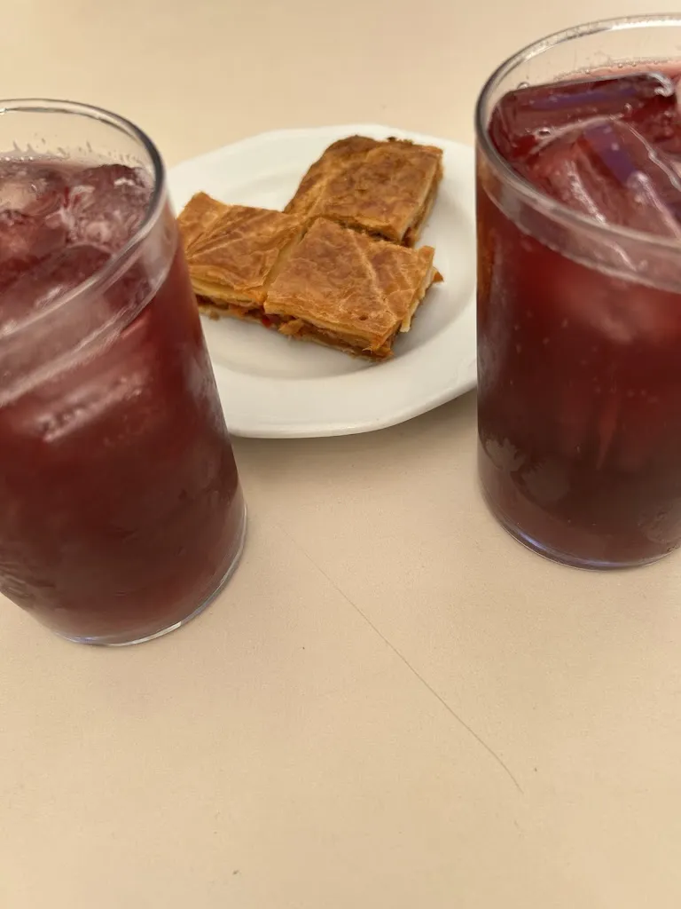 Martuka García Alvarez_La Paloma II_Palomas_review