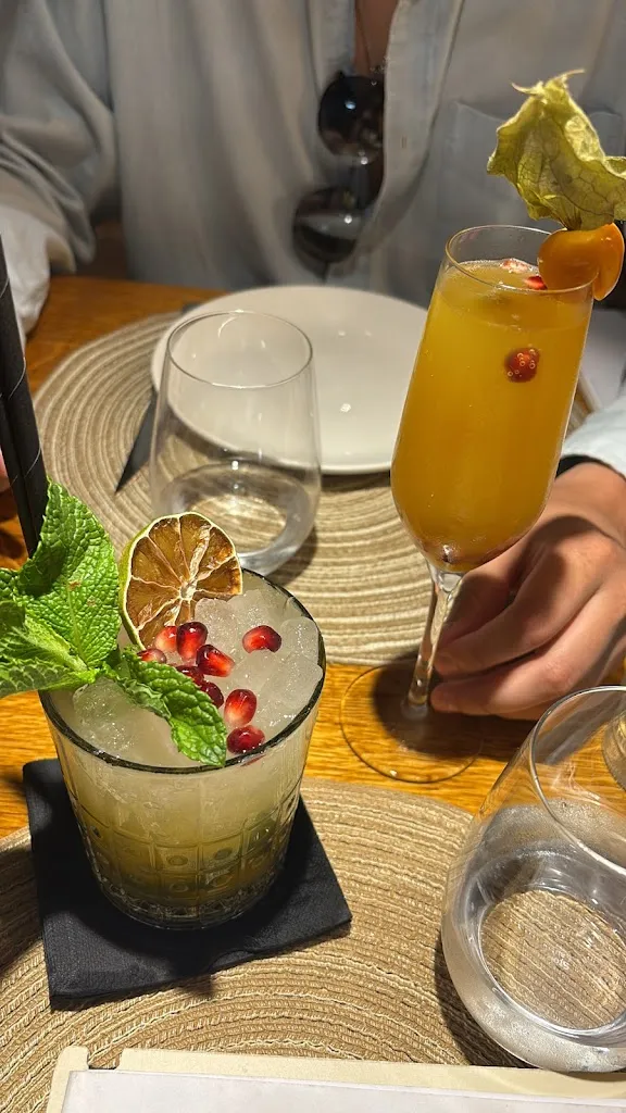 RR M_La Paloma_Palomas_review