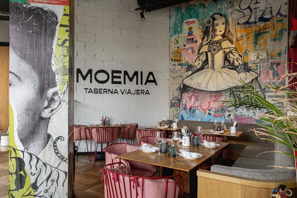 Moemia restaurant in Palomas