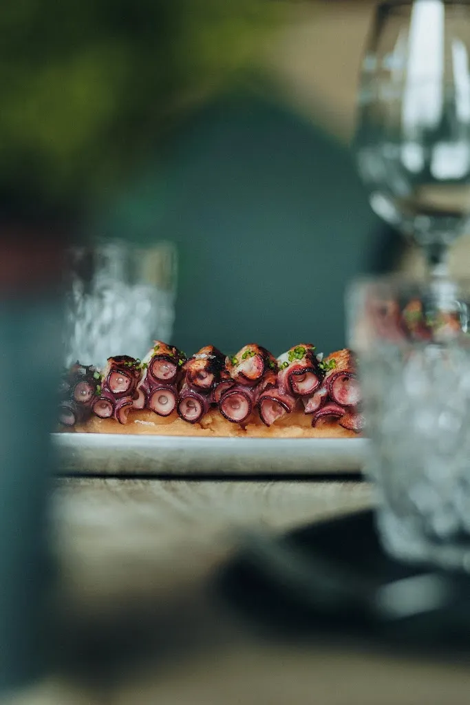 Manto Oyster Bar_Palomas_slider_image_3