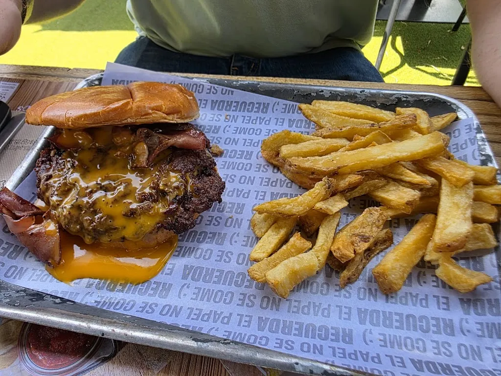 Hamburguesa Nostra_Palomas_slider_image_3