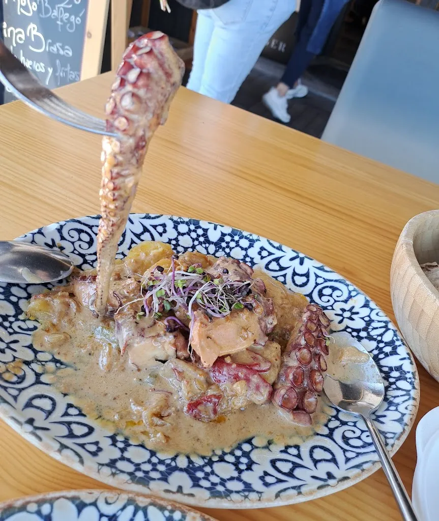 Connie Wan_Lonxa d´alvaro_Muxía_review