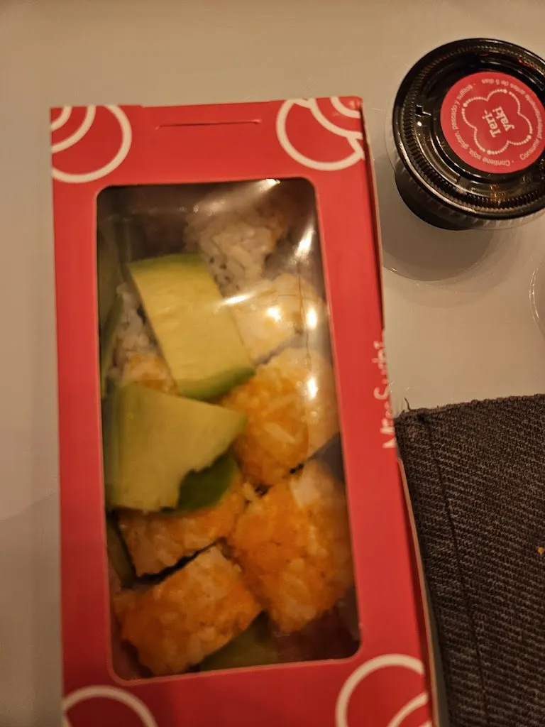 Àngel Ferrer_Miss Sushi Campo de las Naciones_Palomas_review