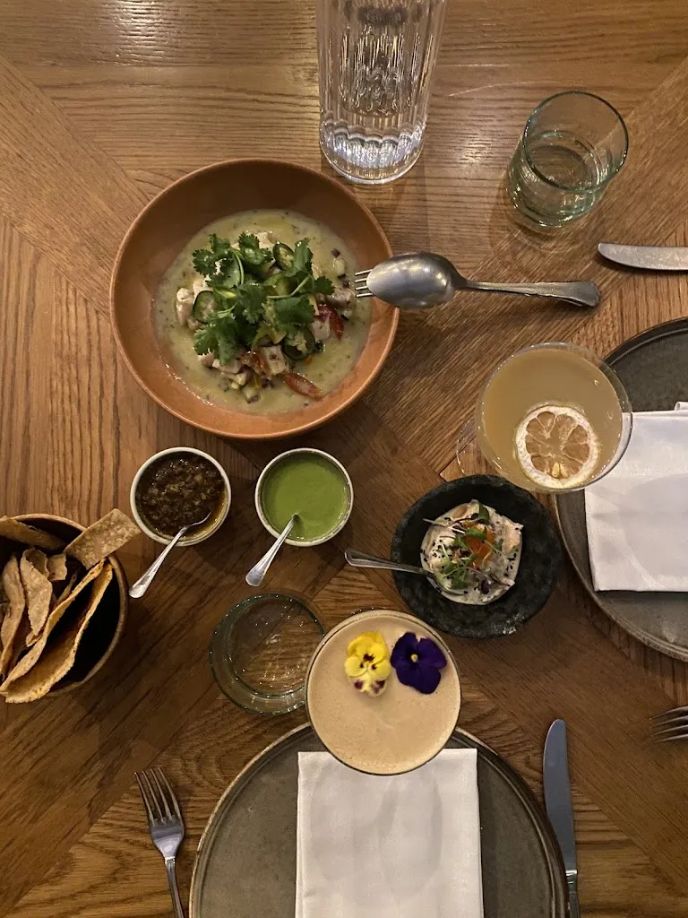 ella blondel_Puntarena_Rena_review