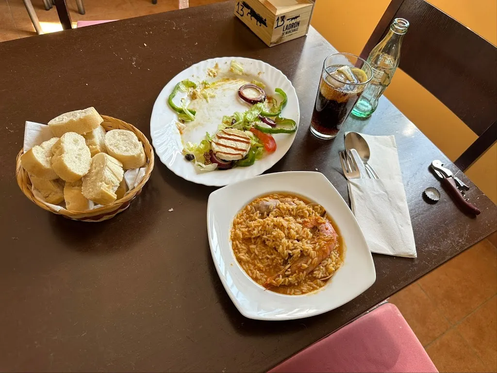 Elias Reyes_Restaurante Cafetería Amaral_Pueblonuevo del Guadiana_review