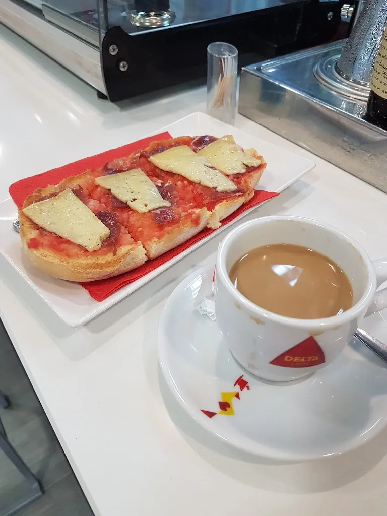 Menü_Rockefeller Bar_Olivenza_Bild_1