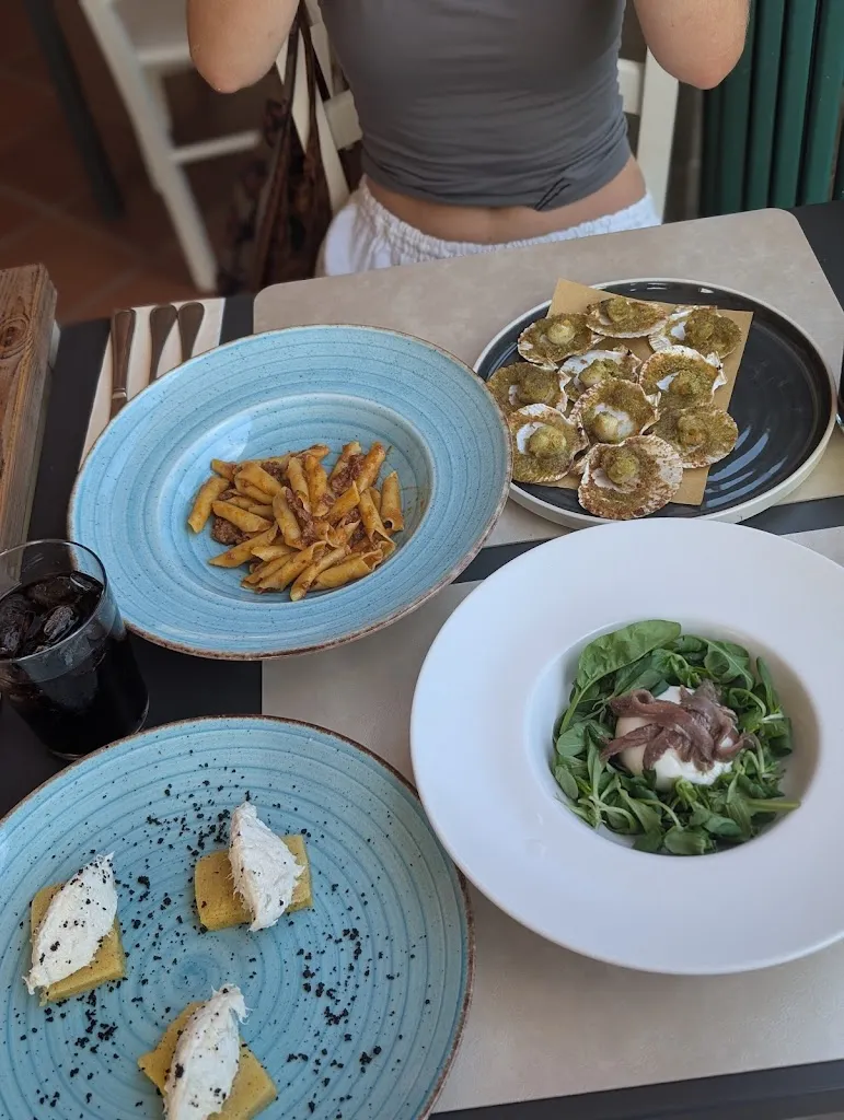 Alan_Trattoria Al Castello_Mugia_review