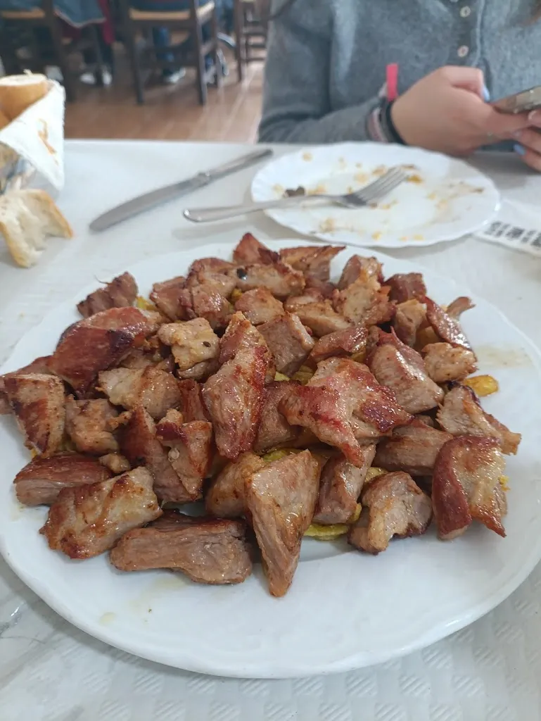 Hostal-Restaurante El Polígono La Roca de la Sierra_Roca de la Sierra La_slider_image_3