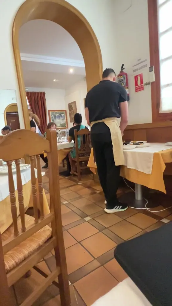 Ma Ja_La Paella de la Reina_Reina_review