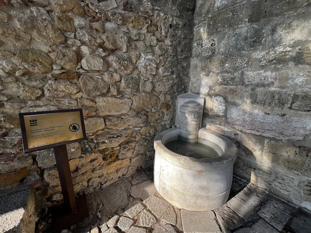 henry choo_LA REINA_Reina_review