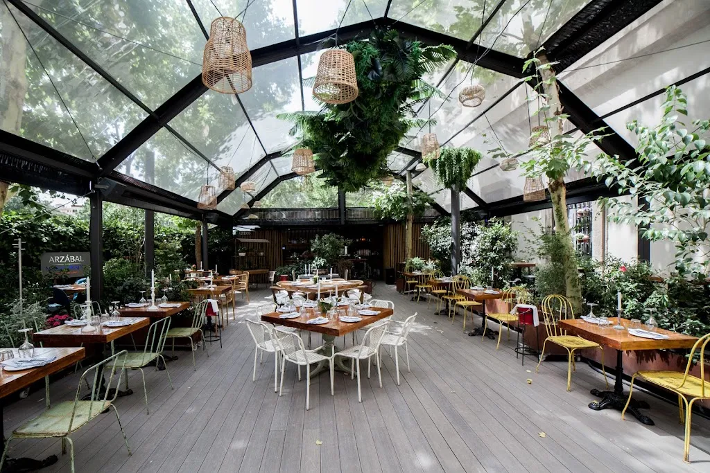 Arzábal Reina Sofia Museum_Reina_slider_image_1