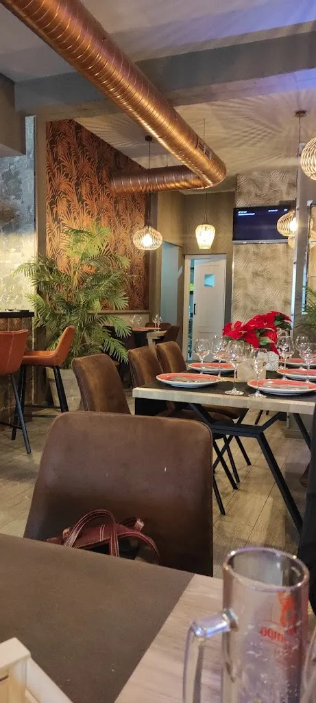 Alejandro de Mena Dávila_Restaurante La Codorniz del sereno_Quintana de la Serena_review