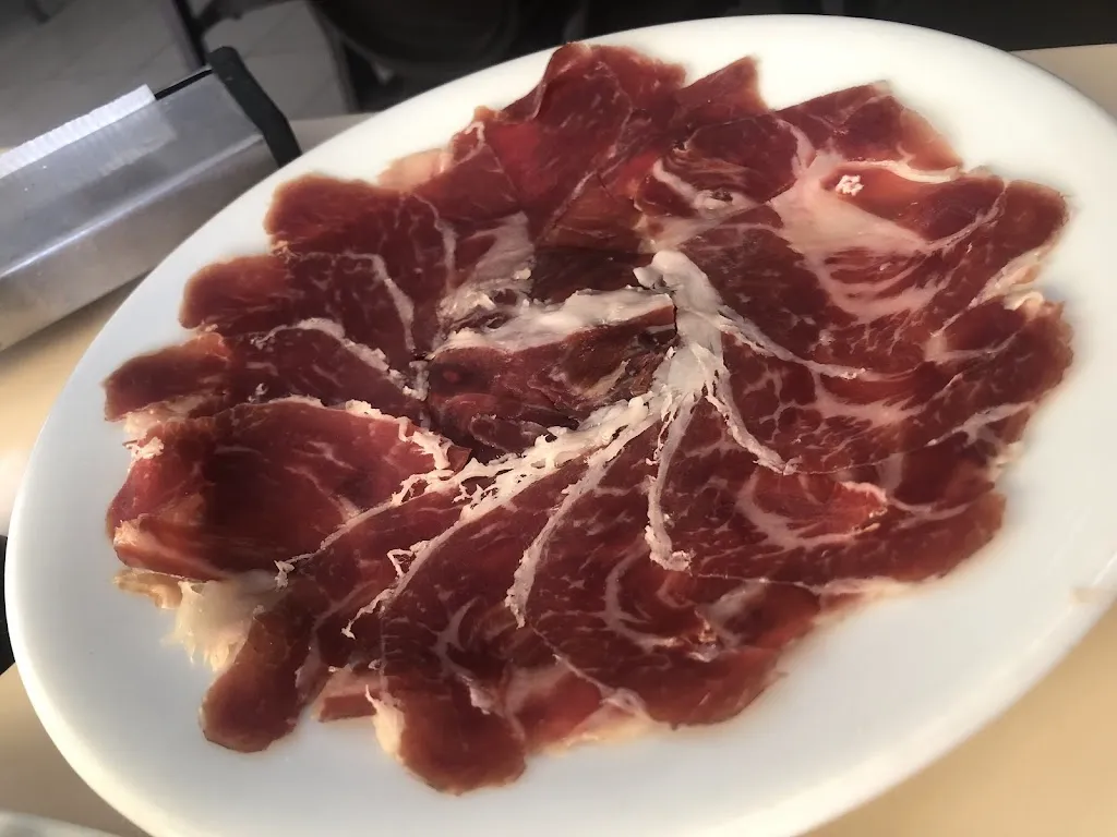 Juan Carlos_BAR CENTRO EN SALVALEON_Salvaleón_review