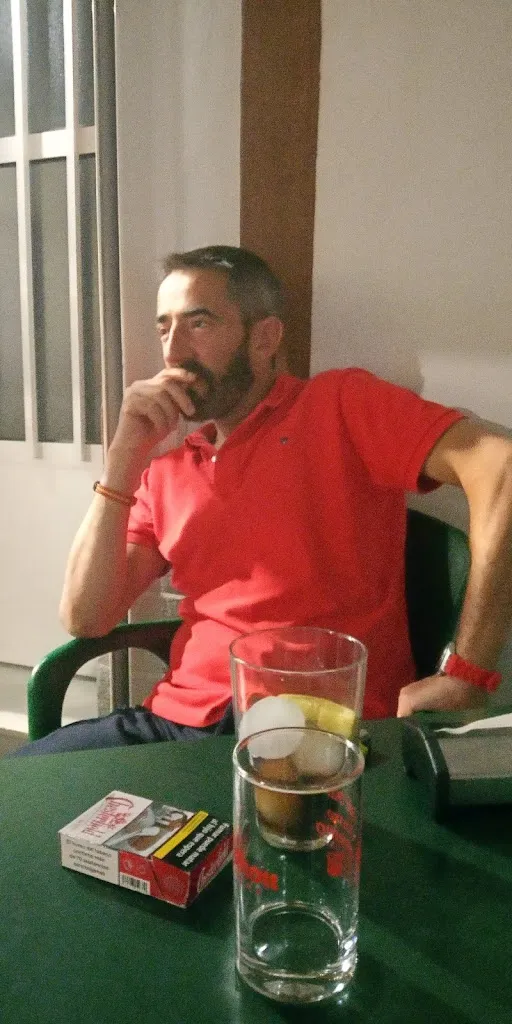 lorenzo Rodriguez_BAR CENTRO EN SALVALEON_Salvaleón_review