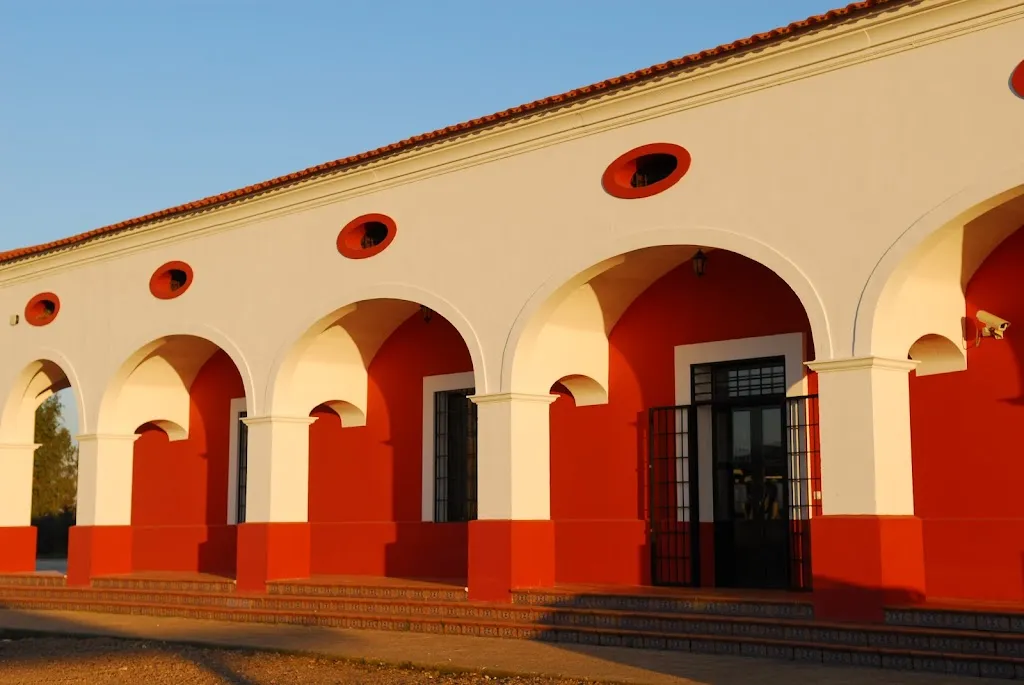 Almacén Señorío de Montanera_Salvaleón_slider_image_3