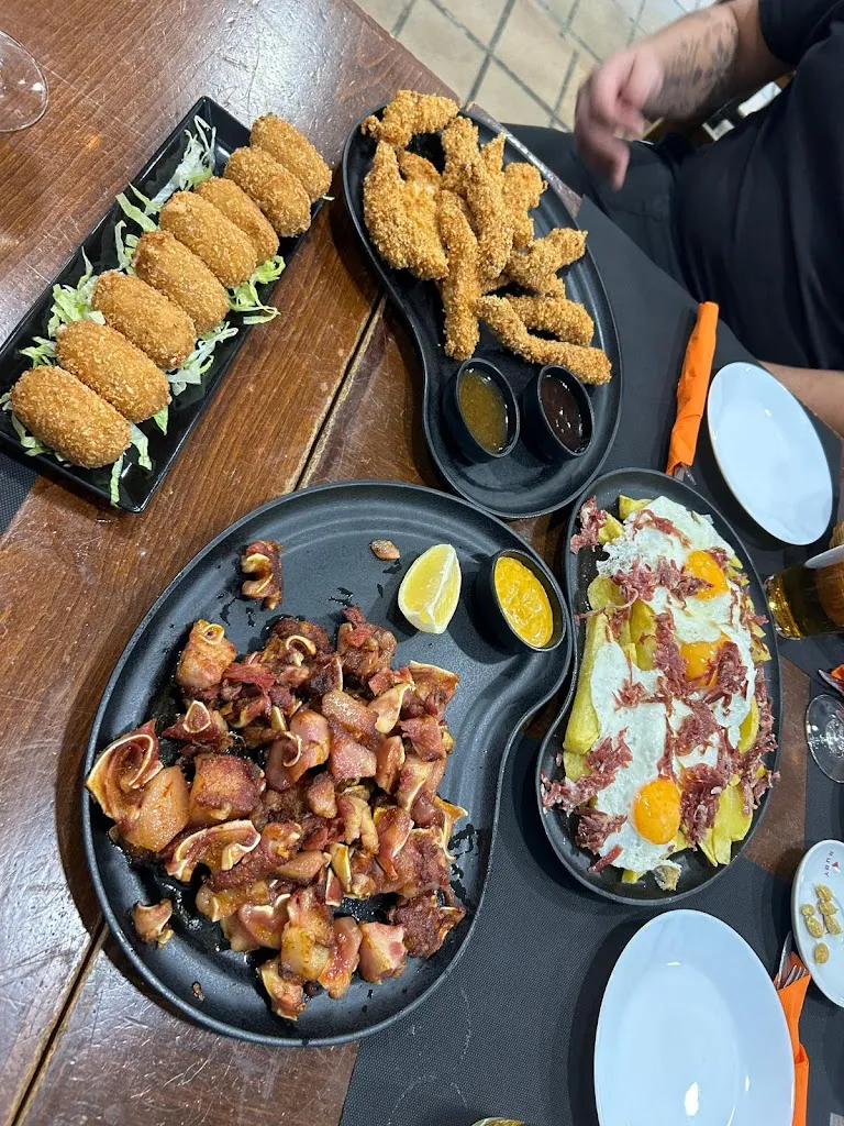 Menu_Bar El Carrillón 2_Salvaleón_image_1