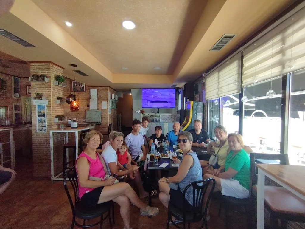 loli heredia_Rte.-Café-Bar Alemán_Ribera del Fresno_review