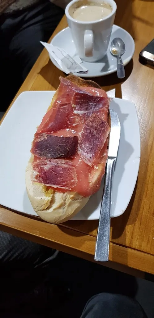 David Maestre_Cafe Hibernia_Ribera del Fresno_recensione