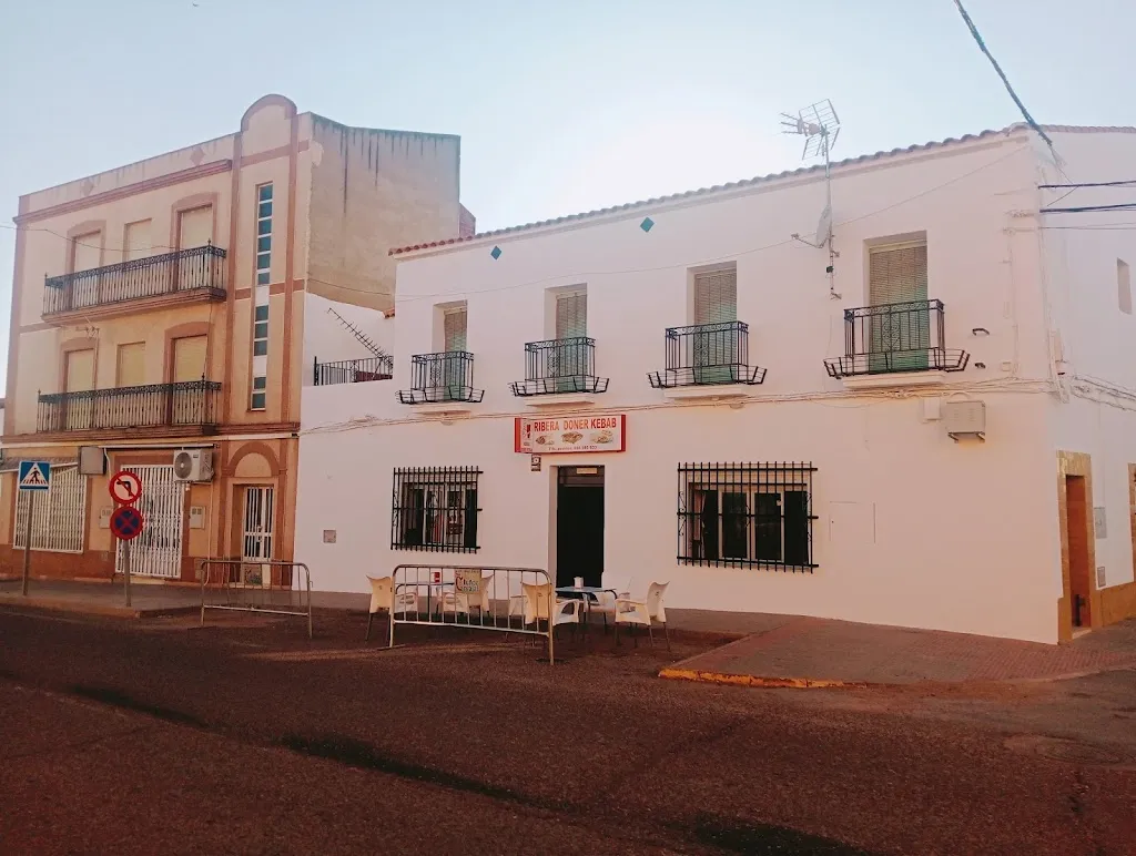 Cronos Cafe' restaurant in Marconia