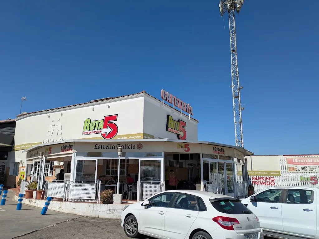 Bar restaurante Ruta 5_San Pedro de Mérida_slider_image_3