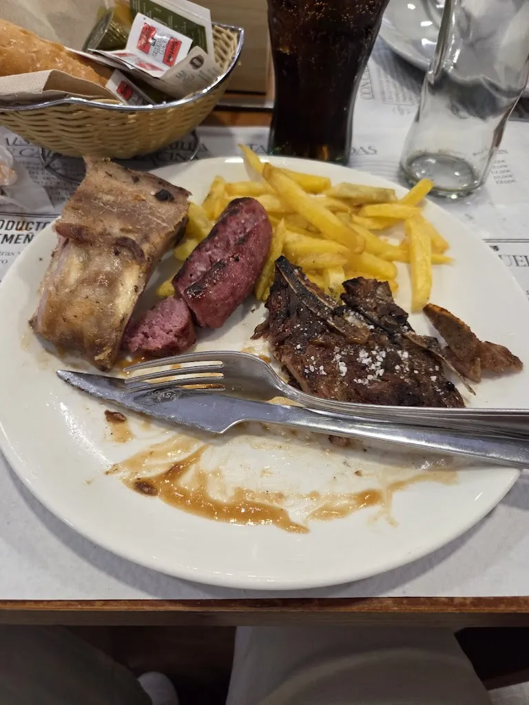 Maria Hofmann_J.M. Viñuela Hostal Restaurante_San Pedro de Mérida_review